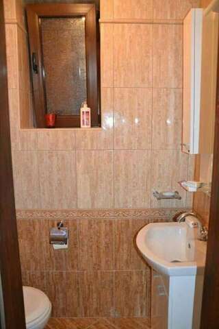 Дома для отпуска Holiday home Windrose Цетине Дом с 3 спальнями-31